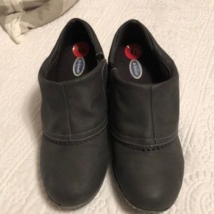 Gray shooties. So cute!!